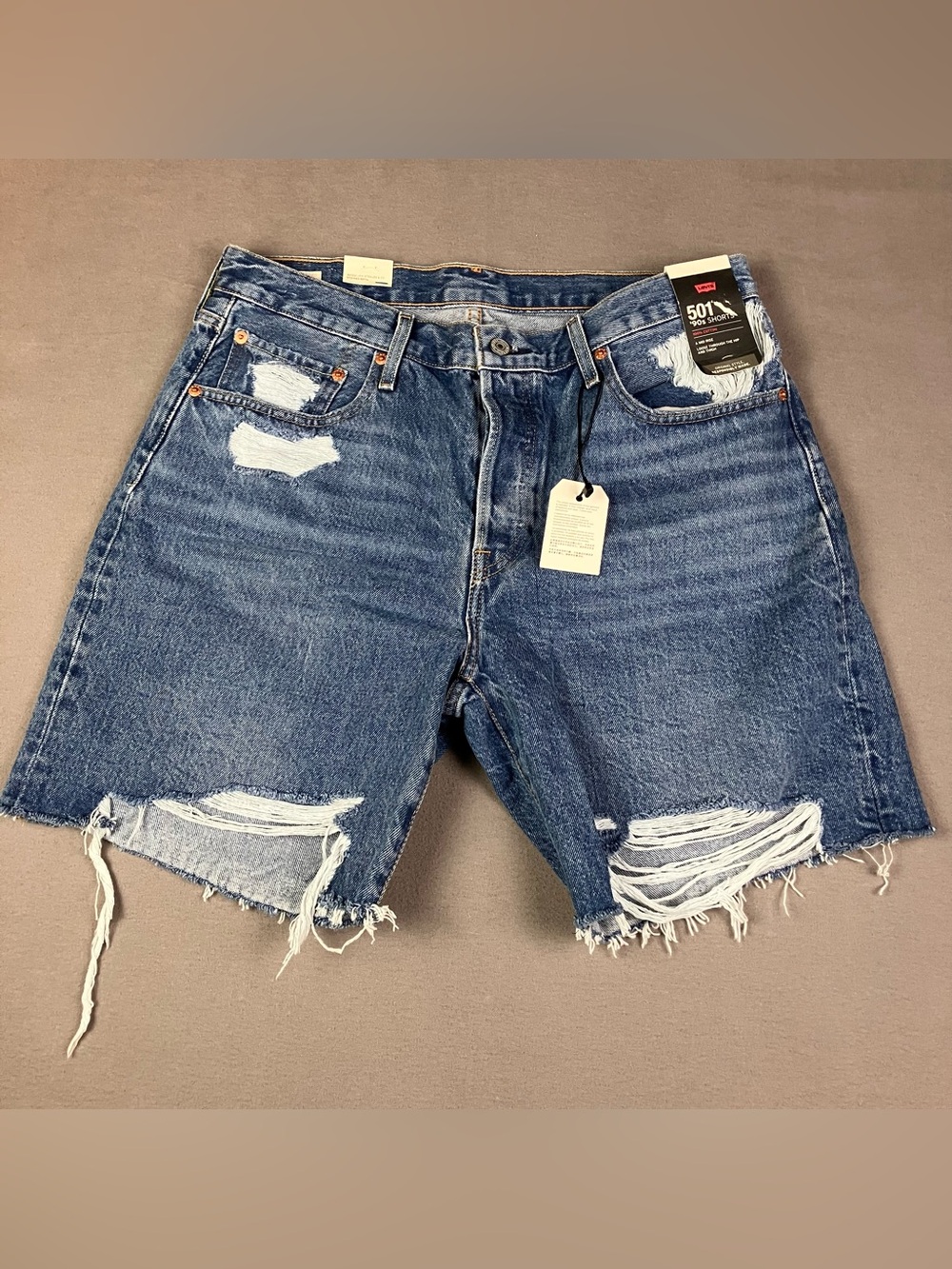 Levi's 501 90’s Denim Jean Shorts Men’s Size 31 Blue Distressed Button Fly NWT!